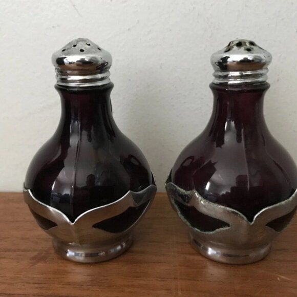 Farber Bros NY Cambridge Glass Amethyst Purple Chrome Salt Pepper Shakers Set - Picture 3 of 6
